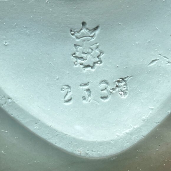 Antique Shafer & Vater Jasperware Heart Trinket Ring Box Courting Couple Grn W - Picture 9 of 13